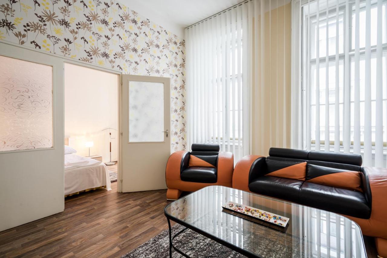 Pyvo Street With Balcony By Nw Apartament